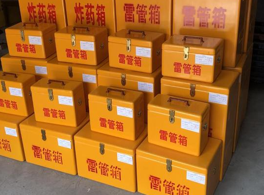 大竹玻璃钢雷管箱的使用寿命一般是多少？